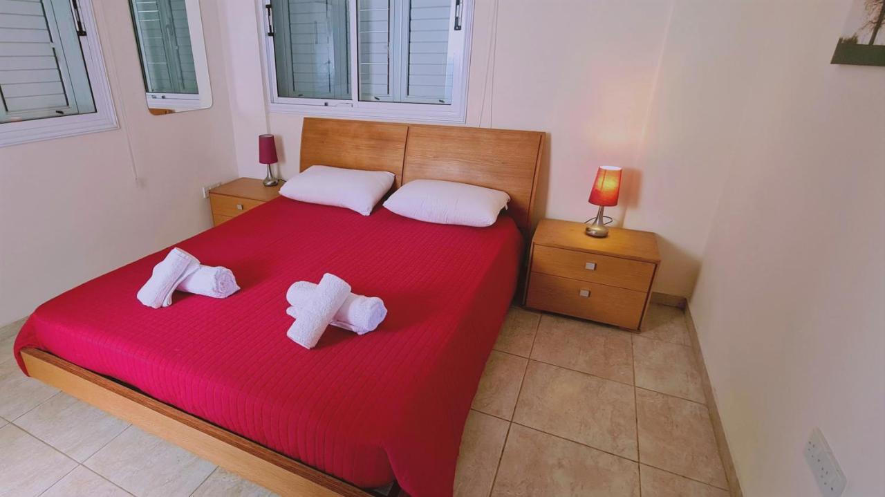 Stay Sunshine Apartment Paralimni Exteriör bild