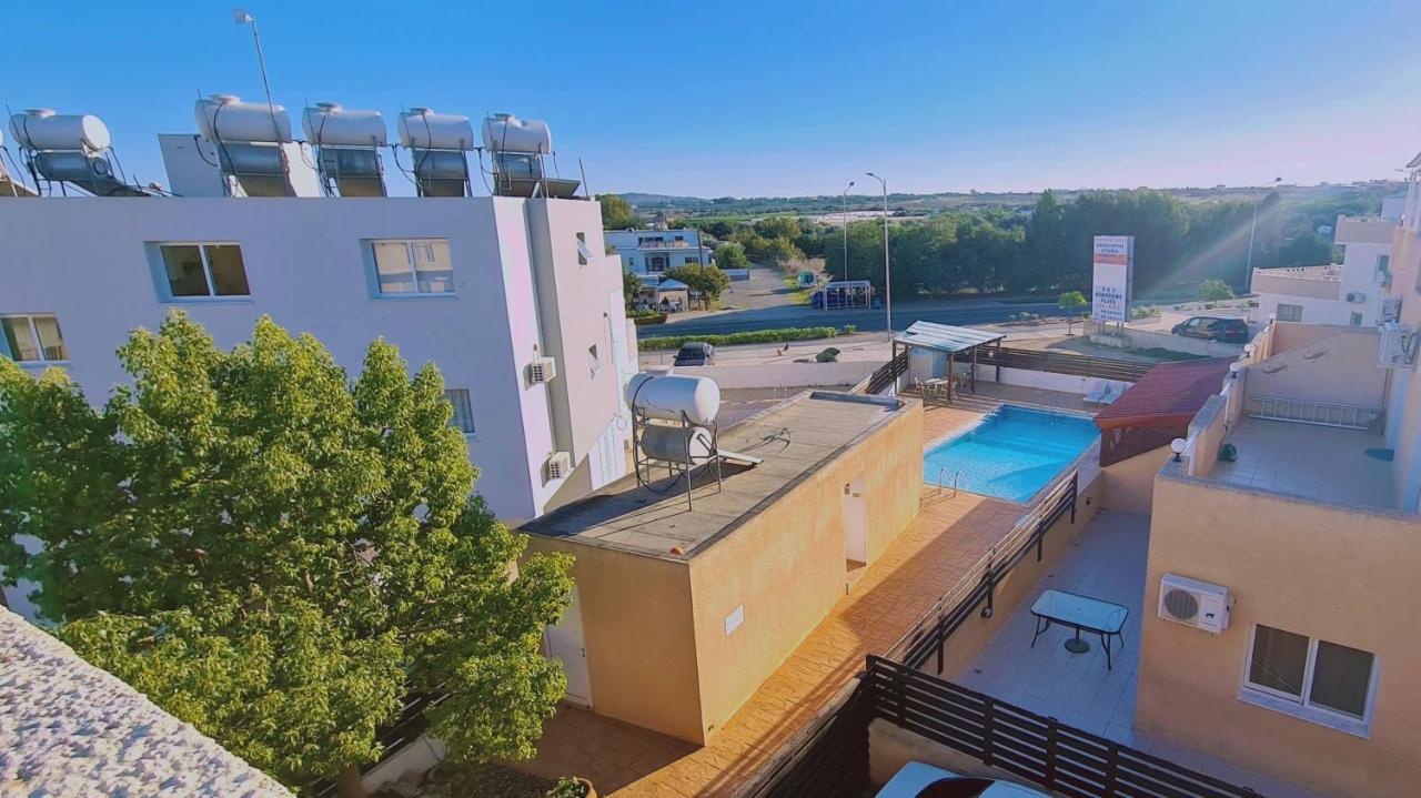 Stay Sunshine Apartment Paralimni Exteriör bild