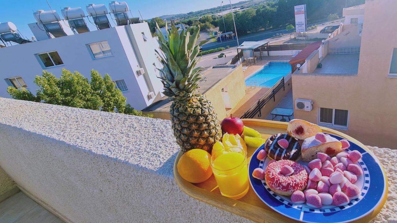 Stay Sunshine Apartment Paralimni Exteriör bild