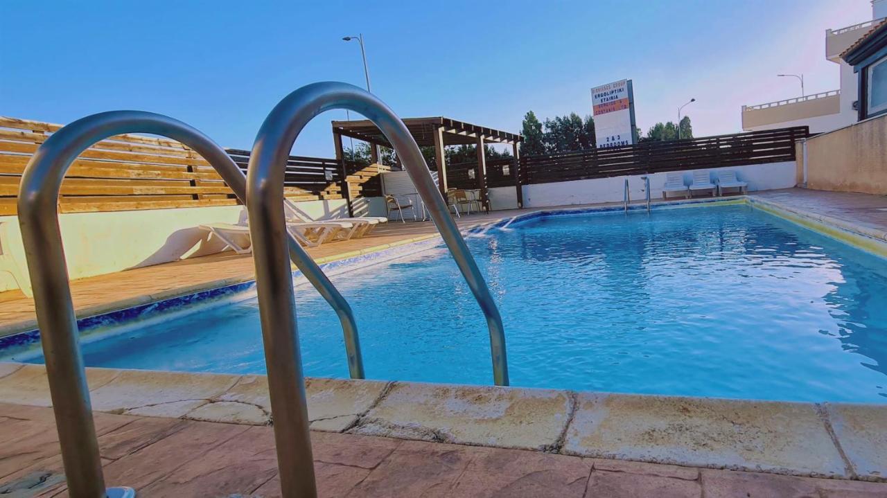 Stay Sunshine Apartment Paralimni Exteriör bild