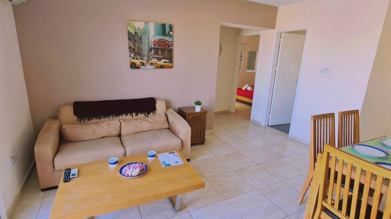 Stay Sunshine Apartment Paralimni Exteriör bild