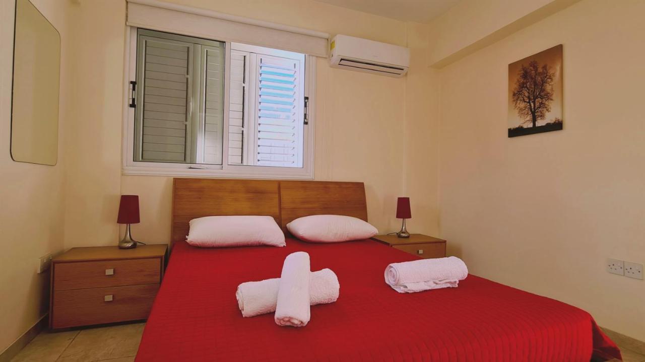 Stay Sunshine Apartment Paralimni Exteriör bild