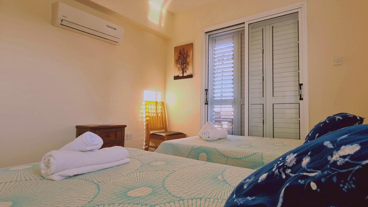 Stay Sunshine Apartment Paralimni Exteriör bild