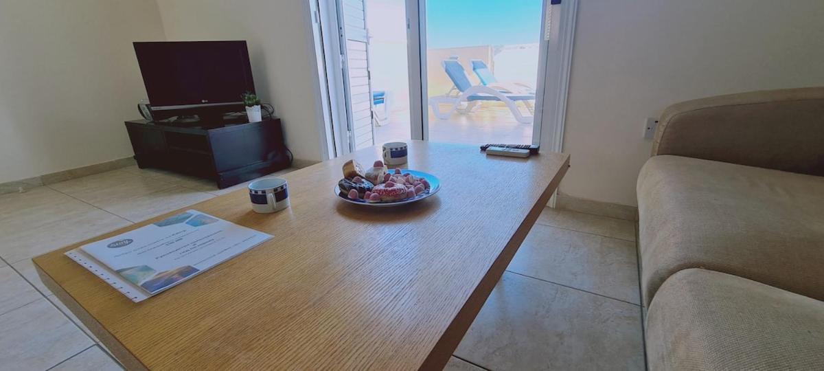 Stay Sunshine Apartment Paralimni Exteriör bild